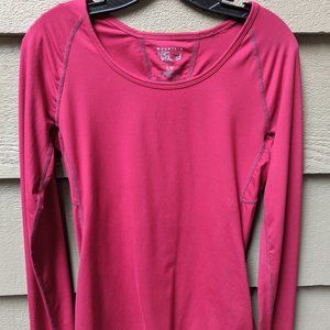 MOUNTAIN HARDWEAR Scoop Neck Stretch Top - Small